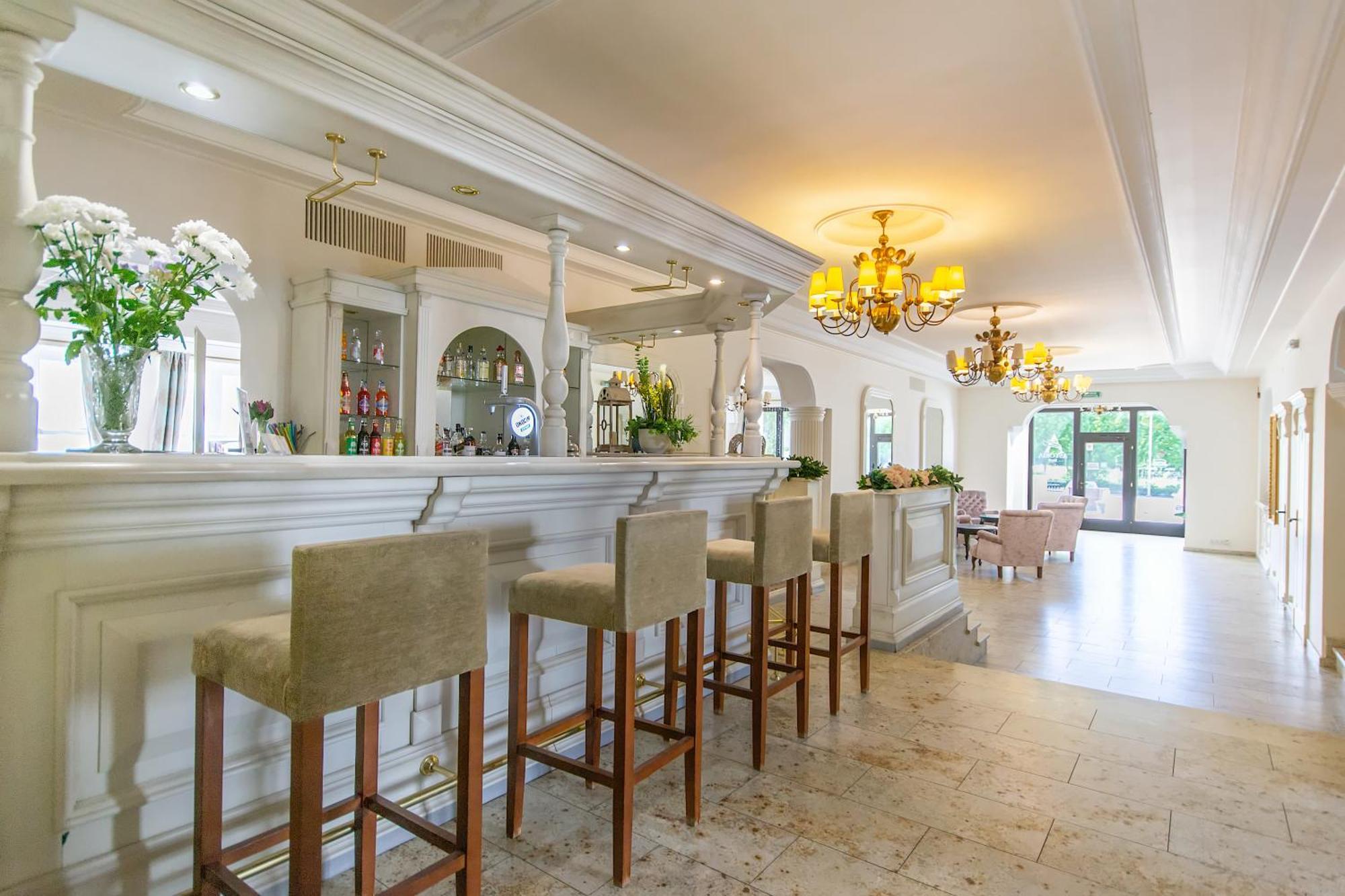 Astoria Bed & Breakfast Swarzedz Ngoại thất bức ảnh